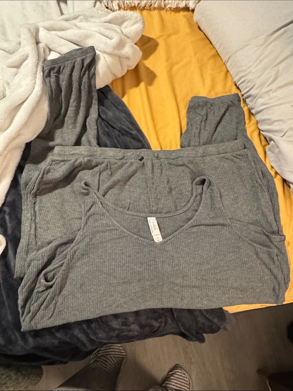 Auden Ribbed Knit Top in Heather Gray top is XL/ bottom XXL